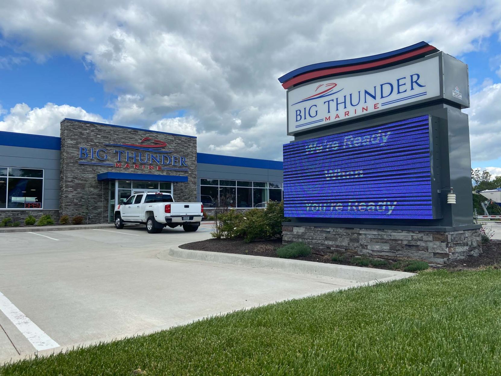 Big Thunder Marine - Lake Ozark Showroom